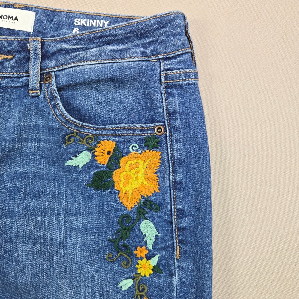 Sonoma Skinny Jeans Floral Embroidered Medium Wash Blue Womens Size 6 - Picture 5 of 13
